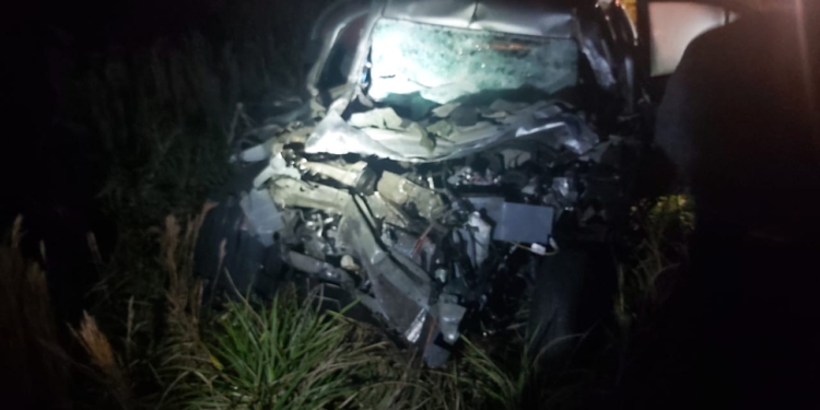 Maciel: un auto chocó con un camión y despistó en autopista