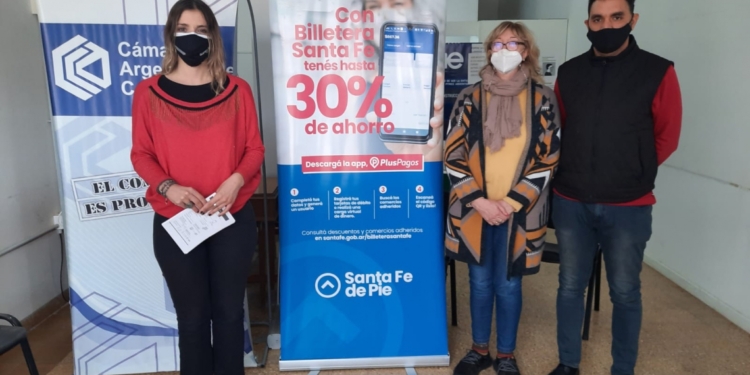 Billetera Santa Fe: autoridades visitaron comercios de Andino y Correa