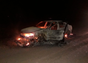Misterio por un auto incendiado entre Andino y Aldao