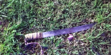 Un hombre de 70 años amenazó de muerte a su vecino con un machete