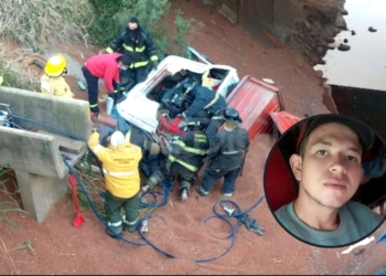 Tragedia en autopista: falleció el camionero que cayó a un arroyo