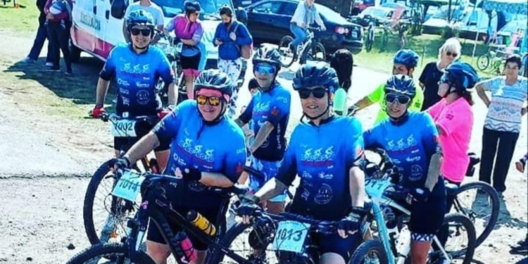 Team Contraviento: mujeres ciclistas de Maciel debutaron en el campeonato Ruta 9