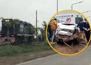 Timbúes: una locomotora embistió a un remisse donde viajaba una nena