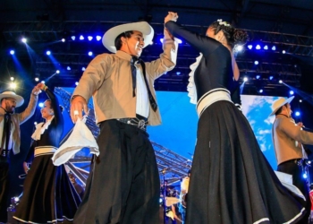 Invitan a una tarde a pura danza en Gessler con clase abierta de chacarera