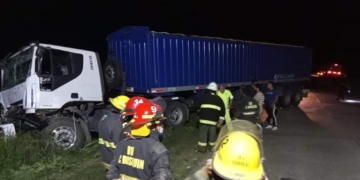 Dos camiones impactaron por alcance en la Ruta 34: un herido