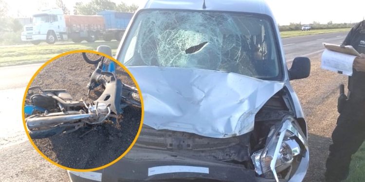 Una moto se cruzó en autopista y provocó un grave accidente