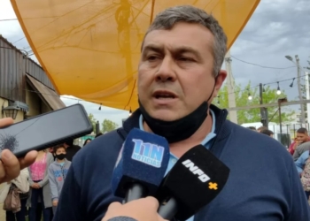 Fiorenza disparó contra González: “Disfrutaba de Los Palmeras mientras el pueblo estaba bajo agua”