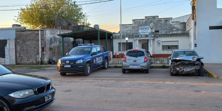 Quisieron hacerle el “cuento del tío” a una jubilada de Maciel a través de un seguro de autos