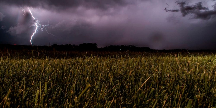 Emitieron un alerta por tormentas fuertes para el sur santafesino