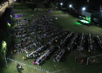 Multitudinario festejo por el Día de la Madre en Timbúes