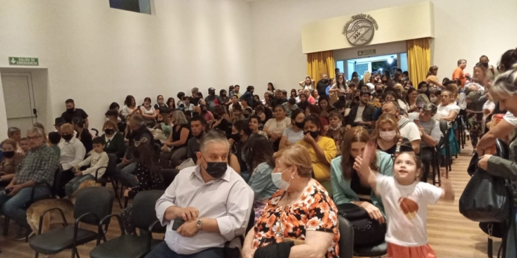 Timbúes dejó inaugurado su Centro Cultural junto a 300 vecinos y artistas