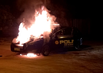 Un móvil policial ardió en llamas en Coronda