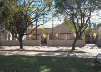 Tienen 14 y 17 años y entraron a robar a una escuela