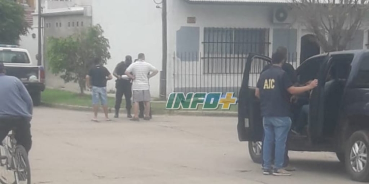 Conmoción en Capitán Bermúdez: mataron a un joven de un tiro para robarle la moto