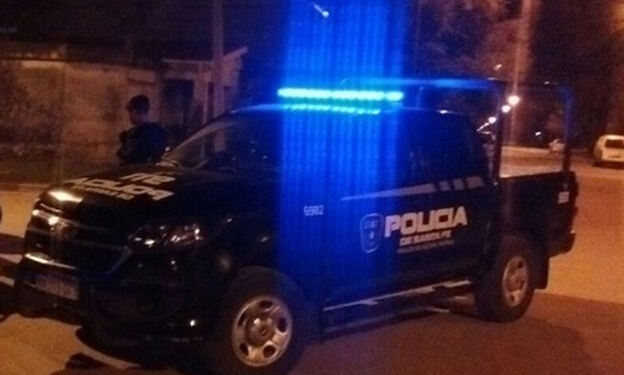 Balearon la casa de una mujer policía en Gaboto