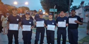 Orgullo macielense: el pueblo ya cuenta con sus primeros seis bomberos recibidos