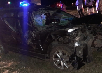 Una camioneta y un camión impactaron sobre autopista en San Fabián: 5 heridos