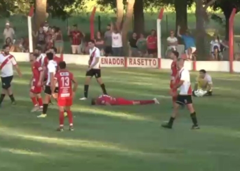 Suspendieron por 3 años al defensor de Oliveros que “boxeó” a sus rivales de Provincial