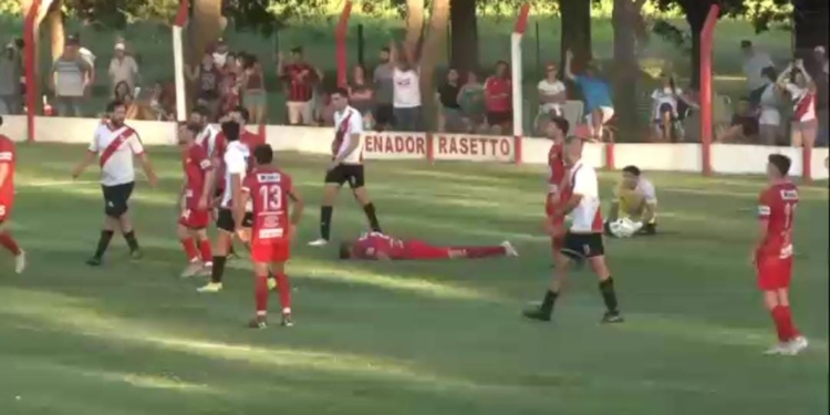 Suspendieron por 3 años al defensor de Oliveros que «boxeó» a sus rivales de Provincial