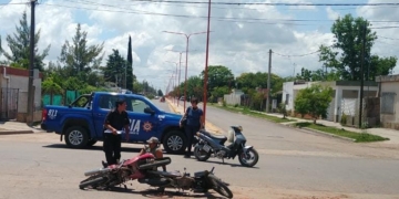 Choque de motos en Timbúes: un vecino sufrió traumatismo de cráneo