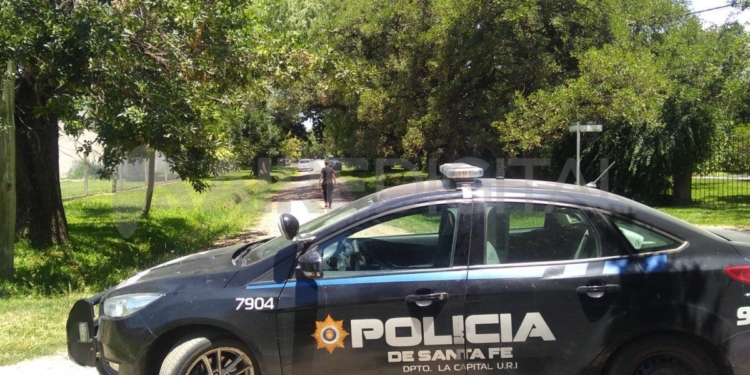 Hallaron una mujer sin vida en su casa de Sauce Viejo: investigan un femicidio