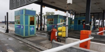 Reclamos y barreras levantadas en la autopista Rosario Santa Fe en turnos rotativos