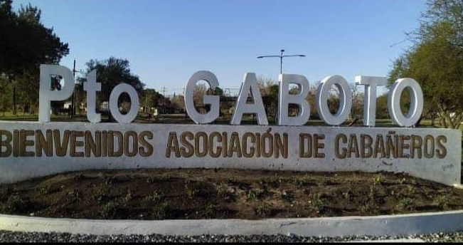 Un joven de Gaboto detenido por el robo de un reflector del cartel de ingreso al pueblo