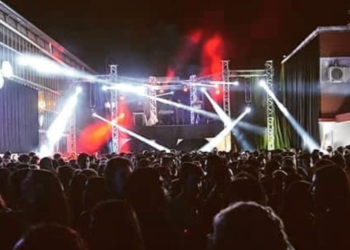 Maciel suspendió las “actividades bailables” y en los bares pedirán Pase Sanitario