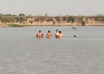 Piden no cruzar caminando el río Coronda en medio de la bajante histórica