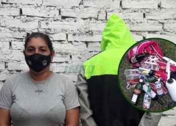 Robaban en una vivienda de Villa La Ribera y fueron atrapados con armas blancas