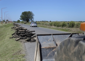 Timbúes comenzó a desarrollar el Plan de Bacheo