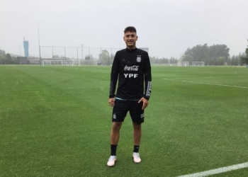 Véliz sigue creciendo: de Bernardo de Irigoyen a la Selección Nacional Sub20