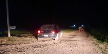 Un auto y una bici impactaron en una esquina de Barrancas: una joven herida