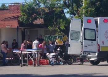 Una joven herida al chocar una moto y una camioneta en San Genaro