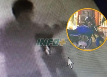 Barrancas: rompieron las rejas de una casa, robaron una moto y quedaron filmados