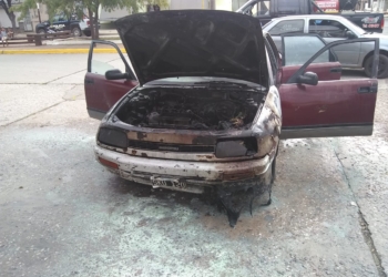 Un vecino de Barrancas sufrió el incendio de su auto mientras manejaba