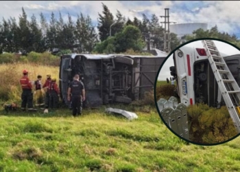 Tragedia en autopista: falleció un hombre tras el vuelco del colectivo