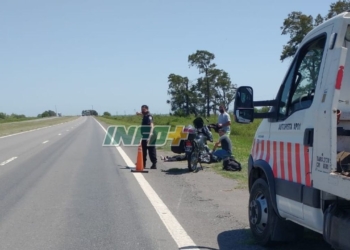 Maciel: dos heridos al caer de una moto en autopista