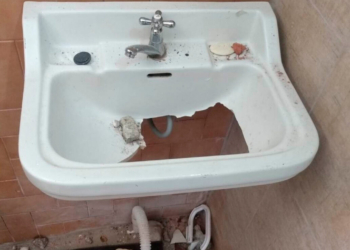 Vandalizaron el baño del Club Celulosa en Pueblo Andino