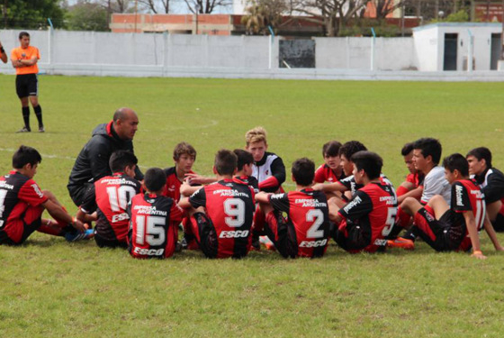 Fútbol: Newell’s realizará una prueba de jugadores en el Club Maciel