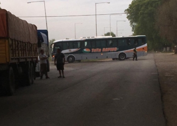 Por el caos de camiones, Tata Rápido entrará sólo 6 veces por día a Timbúes