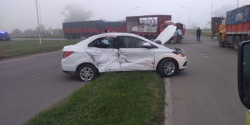 Un auto y un camión chocaron en San Genaro en el cruce de rutas 34 y 65