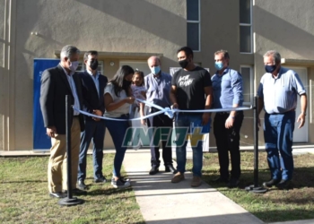 15 familias de San Genaro recibieron las llaves de su casa propia