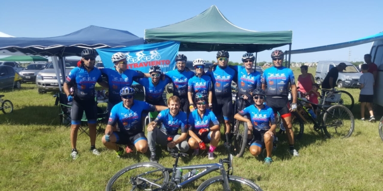 El Team Contraviento de Maciel debutó con premios y podios en el campeonato Ruta 9