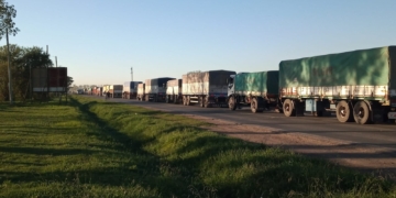 Camiones y caos en La Ribera y Timbúes: «No podemos salir y estamos en riesgo»