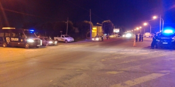 Gran operativo de control policial en Maciel: se labraron 16 multas