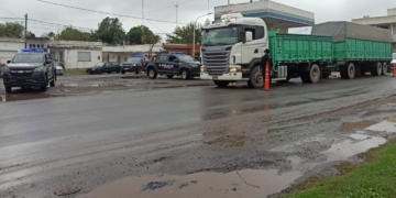 Despliegue policial en Oliveros: se controlaron más de 200 vehículos y personas