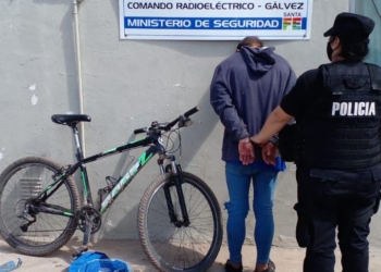 Le robaron la bicicleta en Barrancas y la encontraron en Gálvez: un detenido