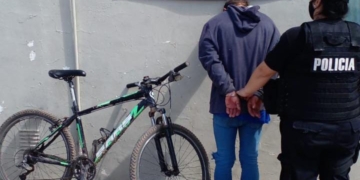 Le robaron la bicicleta en Barrancas y la encontraron en Gálvez: un detenido