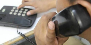 Le robaron 50 mil pesos a una pareja de abuelos de Gálvez con el «cuento del tío»